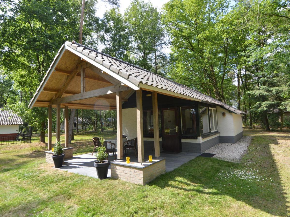 Detached Bungalow With Lovely Covered Terrace In A Nature Rich Holiday Park Stramproy Exteriör bild