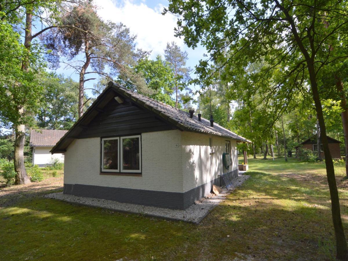 Detached Bungalow With Lovely Covered Terrace In A Nature Rich Holiday Park Stramproy Exteriör bild