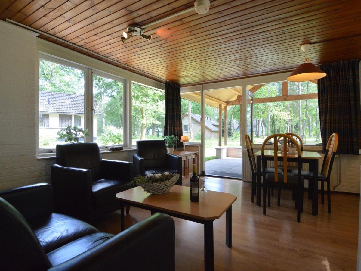 Detached Bungalow With Lovely Covered Terrace In A Nature Rich Holiday Park Stramproy Exteriör bild