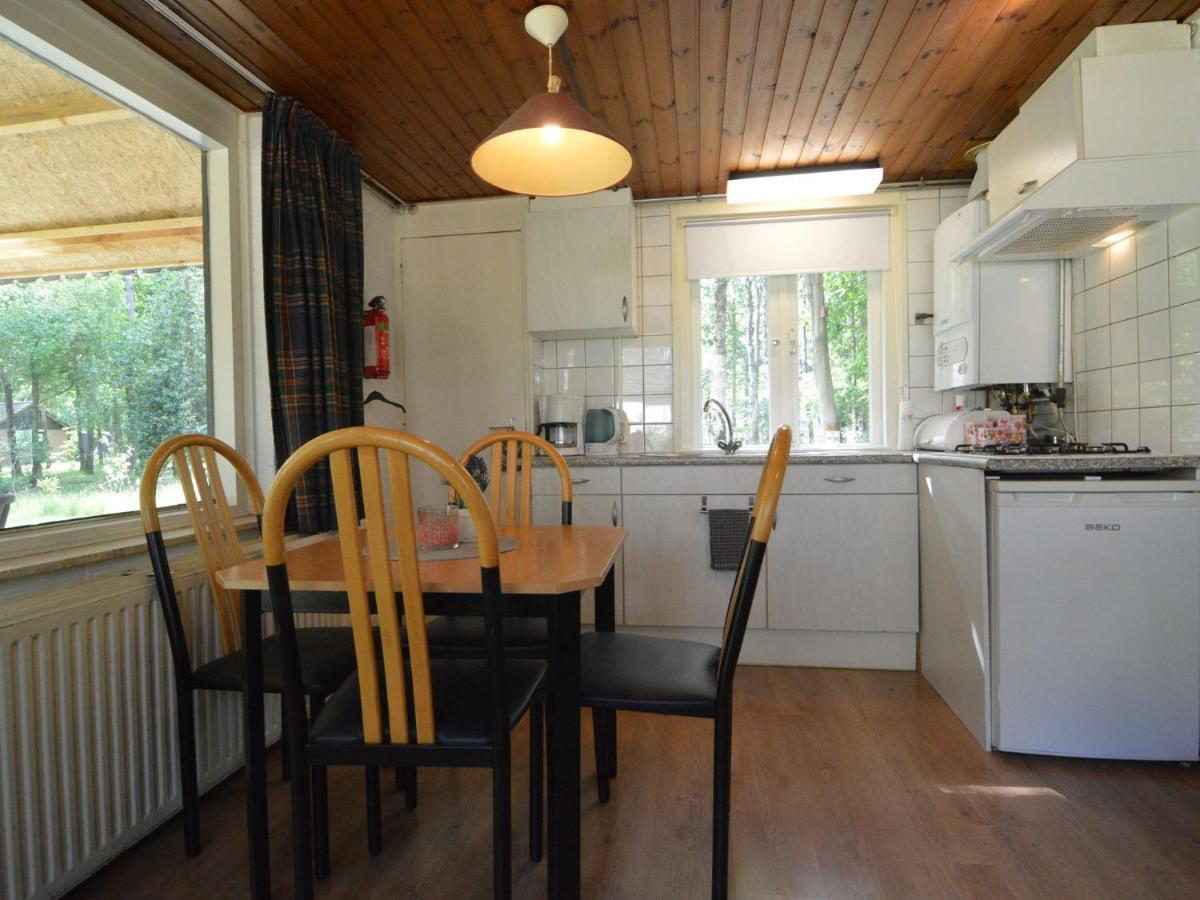 Detached Bungalow With Lovely Covered Terrace In A Nature Rich Holiday Park Stramproy Exteriör bild